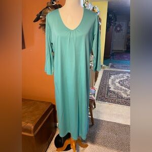 L.L. Bean Teal V-Neck Midi Dress with Three-Quarter Sleeves